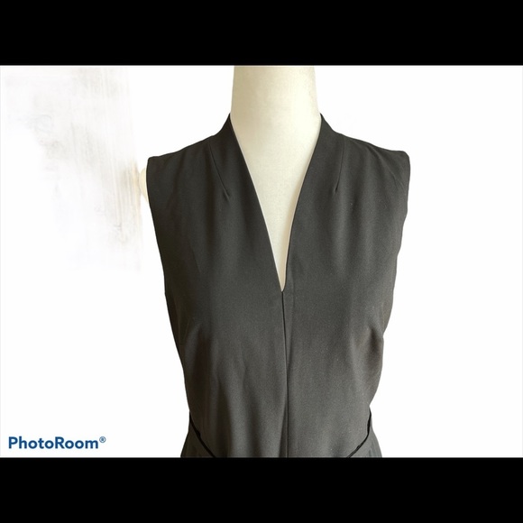 Ann Taylor THE PETITE V-NECK BELTED SHEATH DRESS - Picture 5 of 13